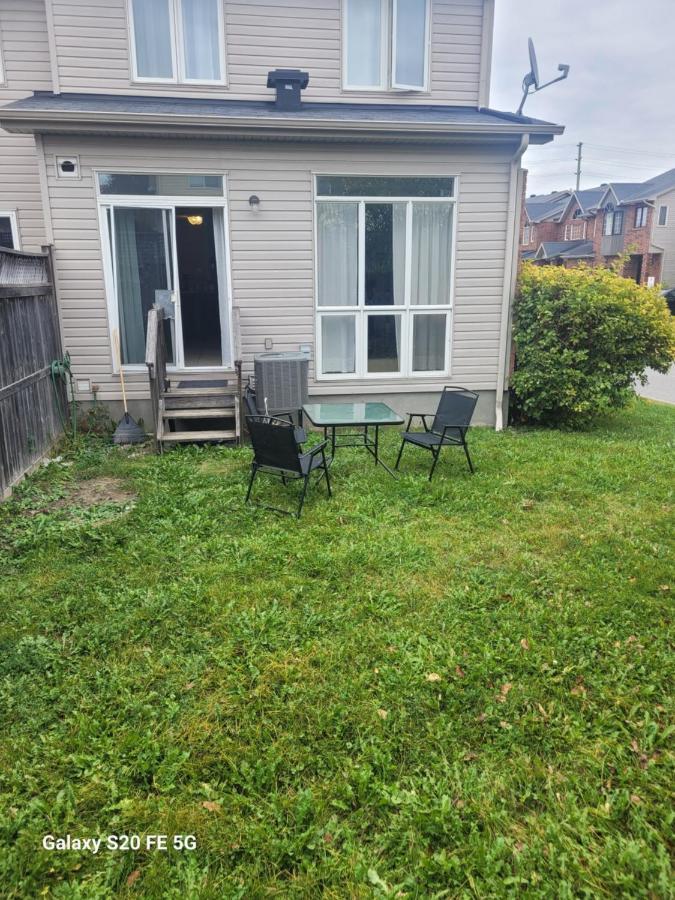Private 3 Ottawa